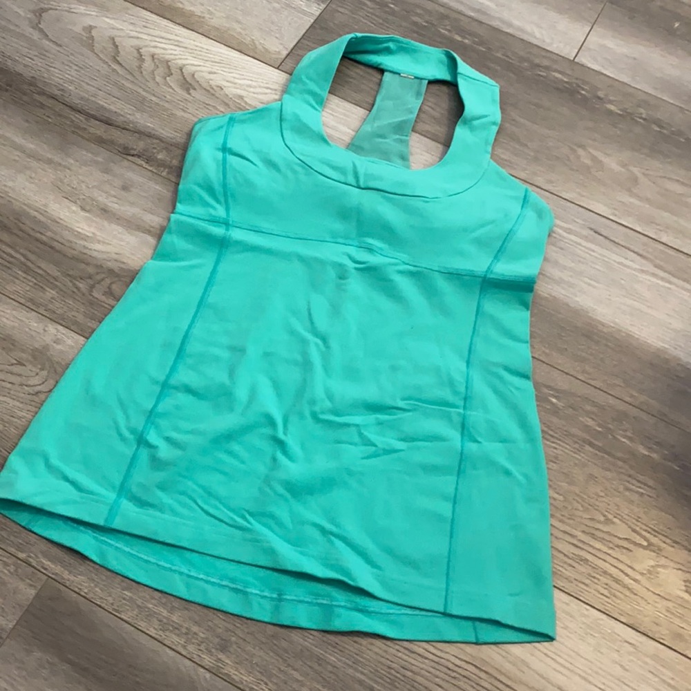Lululemon tank